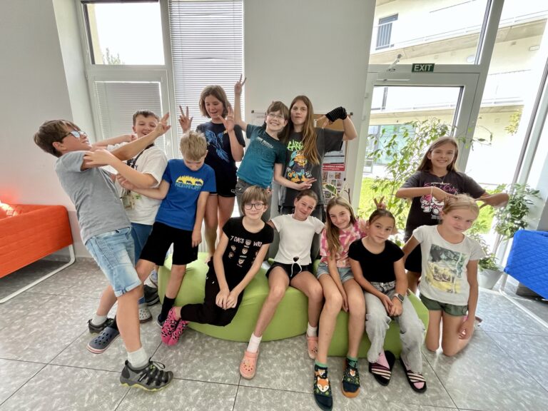 557538019_1380184934111415_6641576434682659144_n