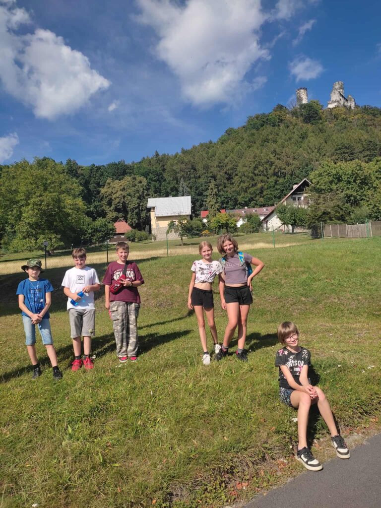 557713600_1380185177444724_2626818543479284750_n