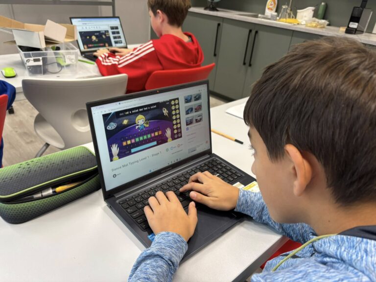 558668012_1380186850777890_6181299678143317374_n