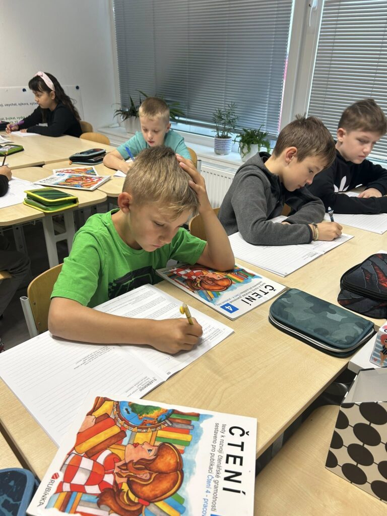 558886522_1380186734111235_3857972298214585509_n