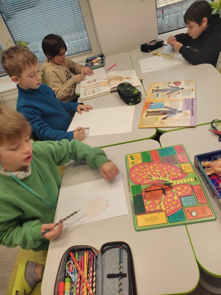 645079460_1514759973987243_9121785490389093724_n