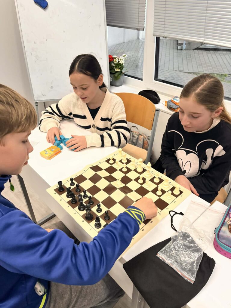 645411730_1514760543987186_4148241270656926821_n