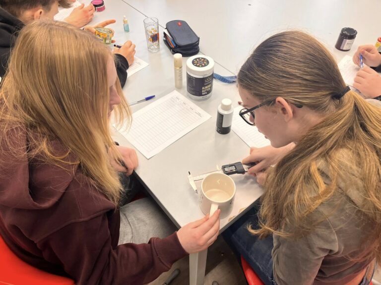 645418185_1514760340653873_4477054774047439639_n